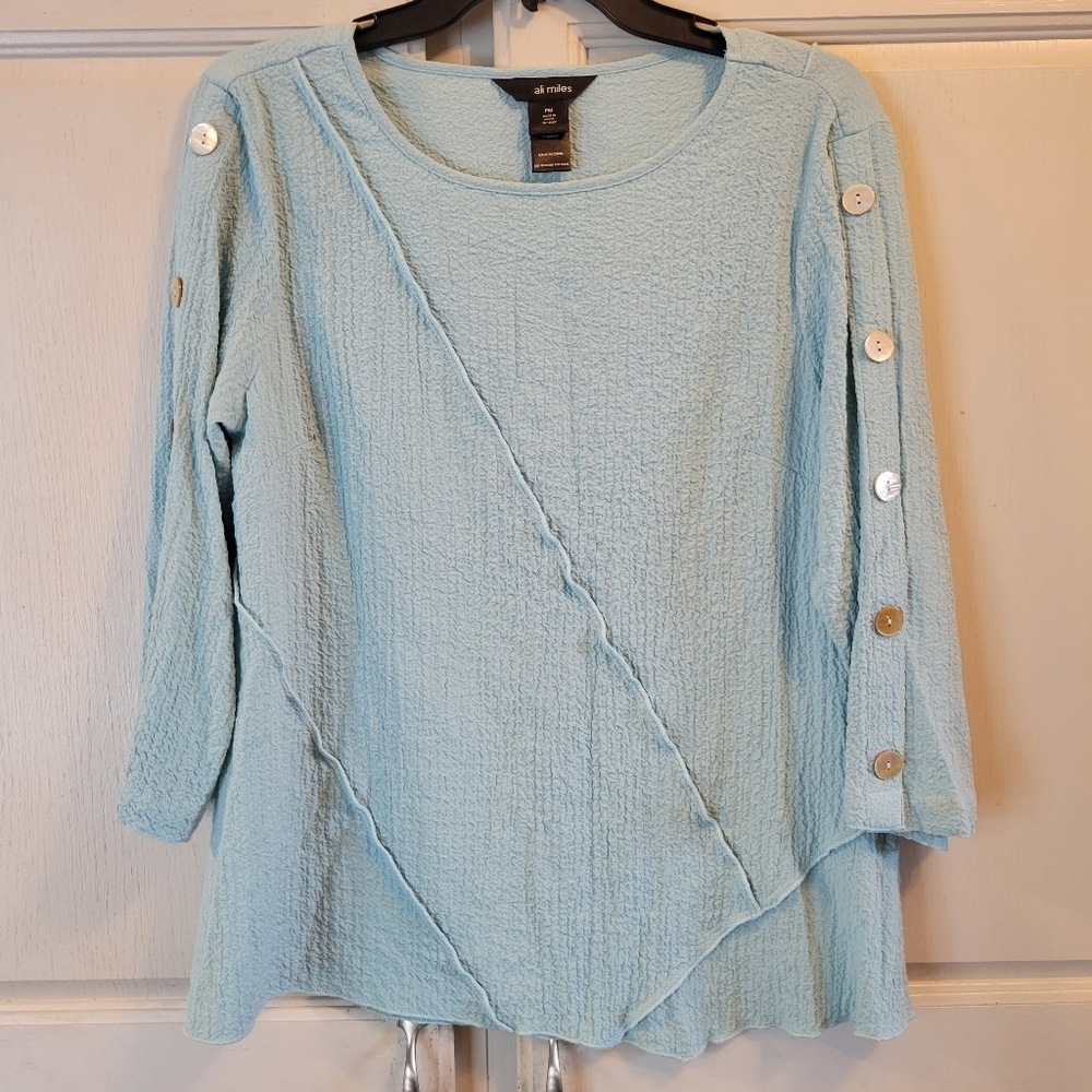 Ali Miles Aqua Light Blue Crinkle Top Blouse